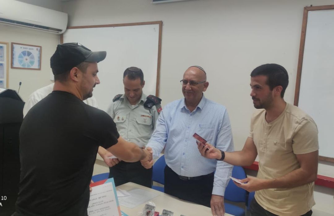 תרגול עזרה ראשונה קבוצתי מתוך פעילות ניתאי